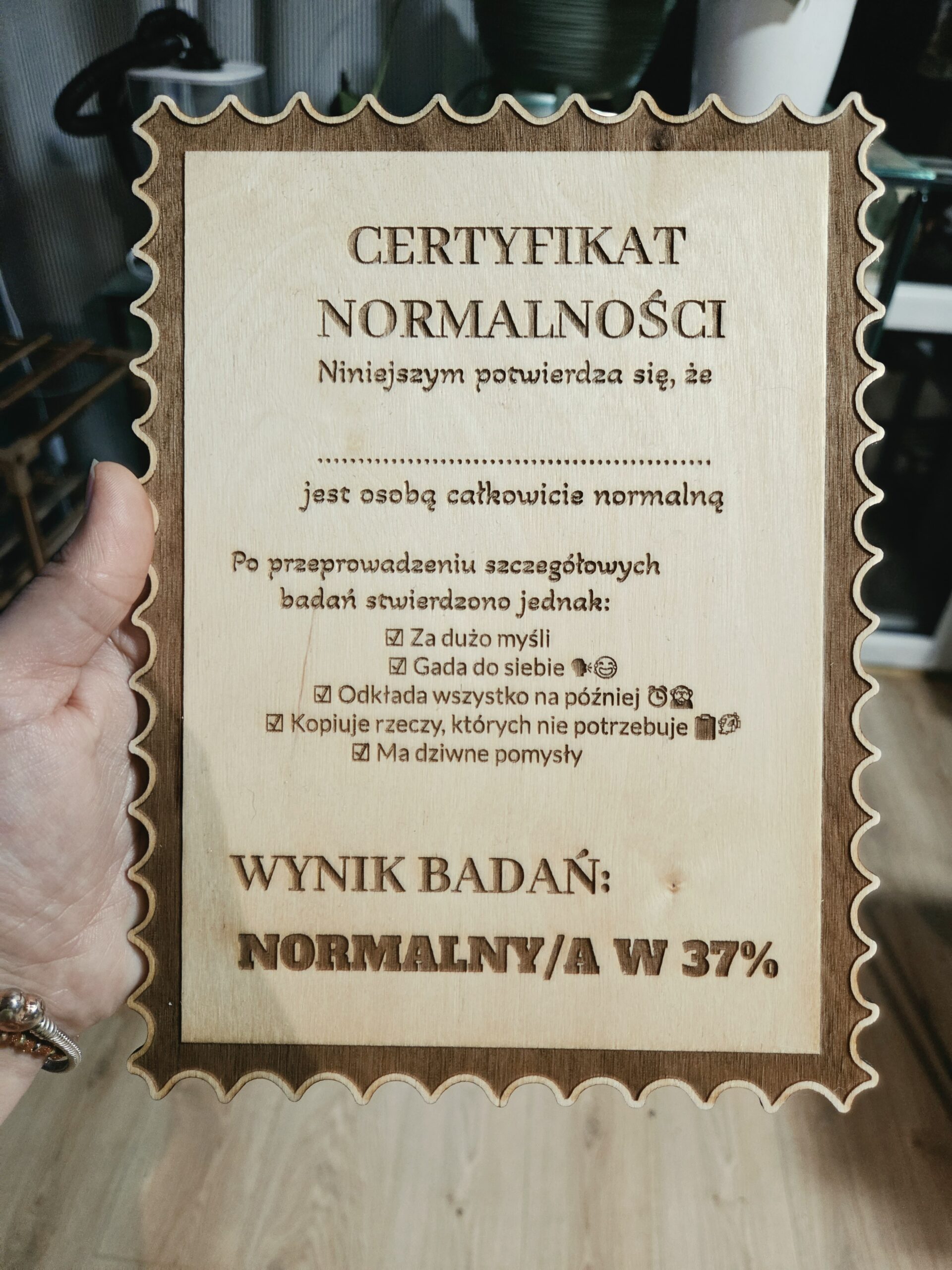 Certyfikat normalności , zabawny dyplom